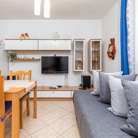 Apartment Milena พูลา ภายนอก รูปภาพ