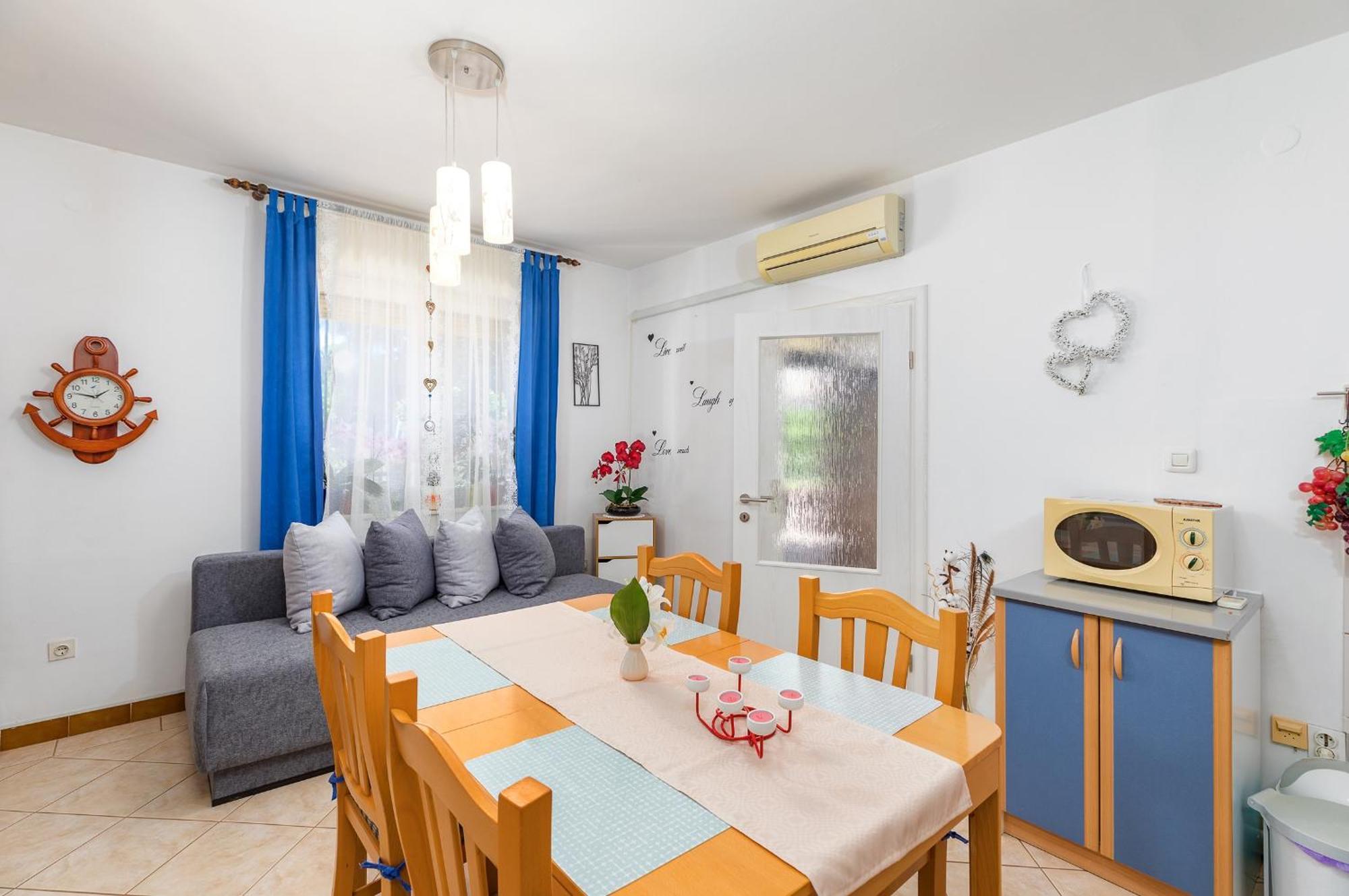 Apartment Milena พูลา ภายนอก รูปภาพ